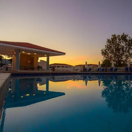 Karras Hotel-3
